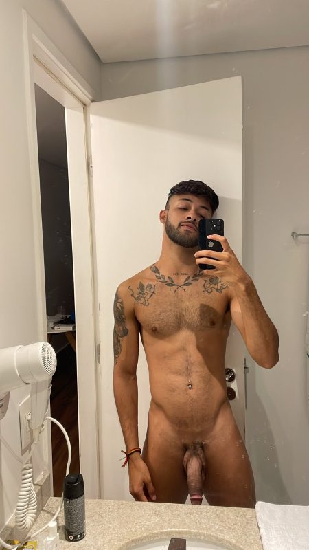 Angelo R 9