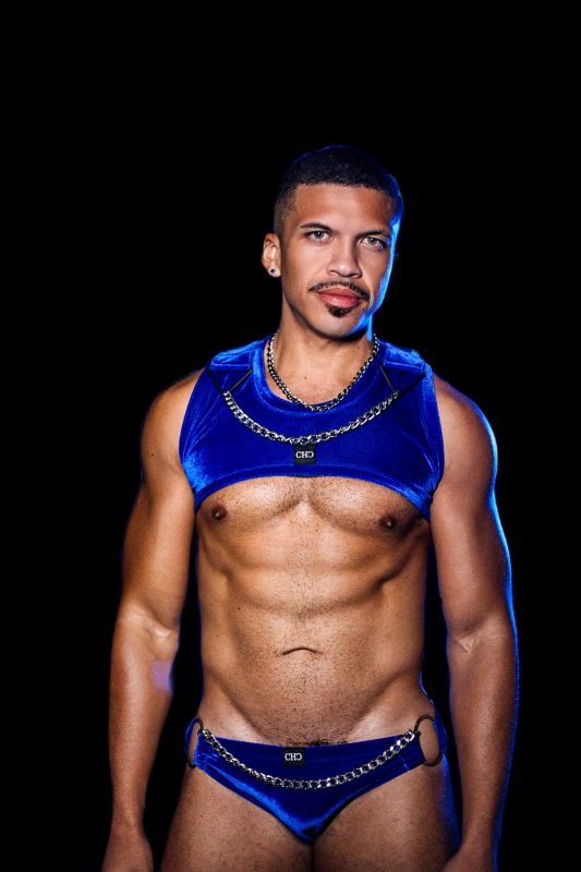 Johnny Alves 4