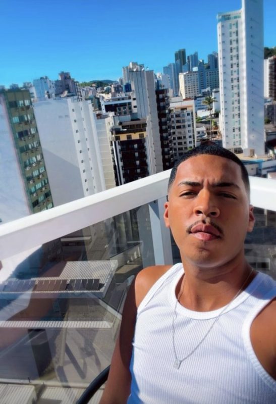 Garoto Do Job 11