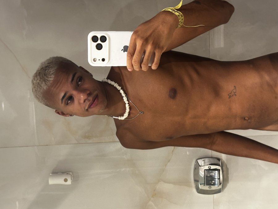 Decastro Novin 14