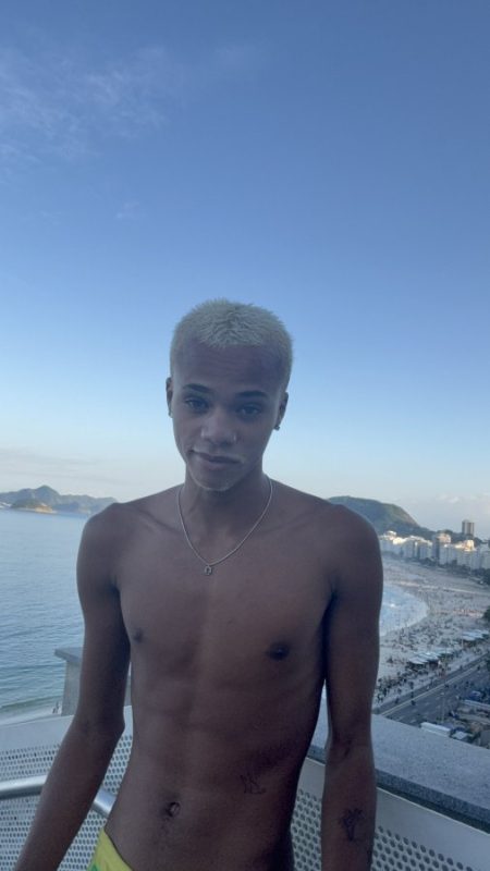 Decastro Novin 1