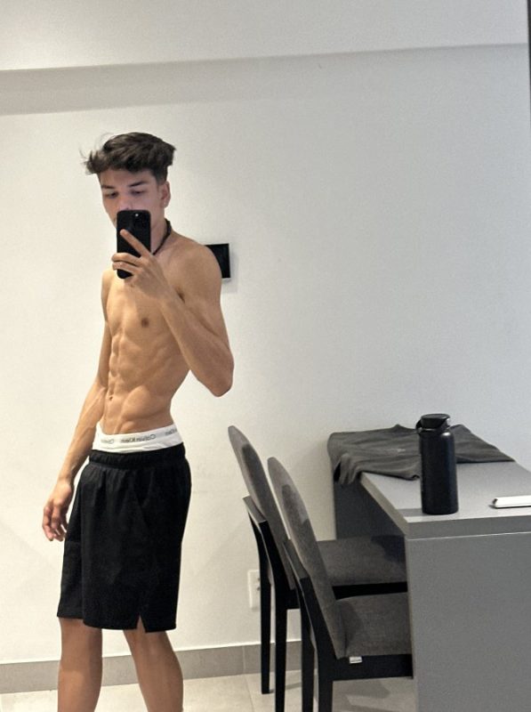Henriique 24