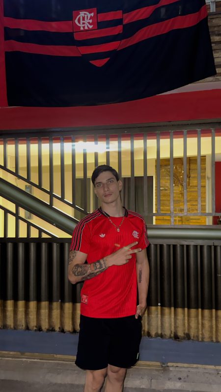 Hugo Leonardo 8
