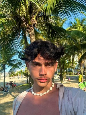 Daniel Aquino 5