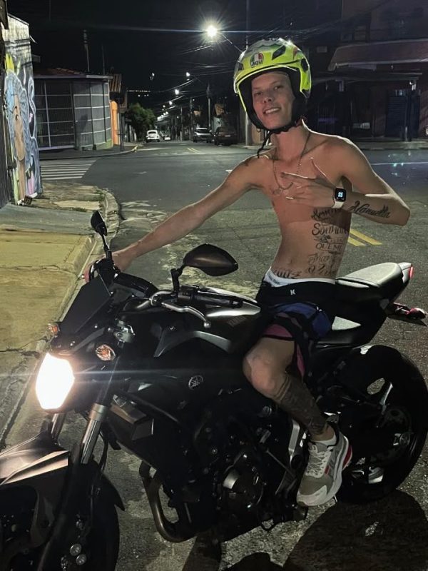 Vitor Andrade 8