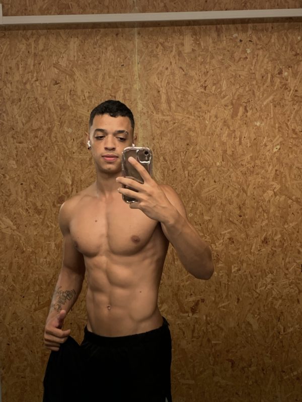 Rhavi Santos 5