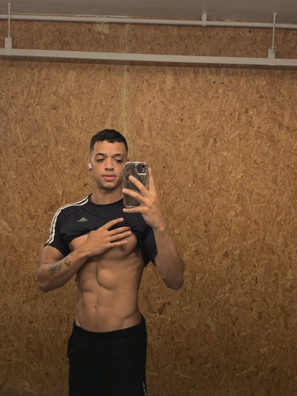 Rhavi Santos 2