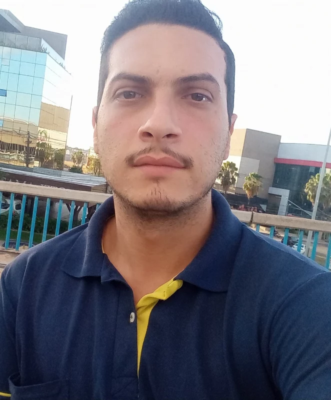 Garoto Parrudo 3
