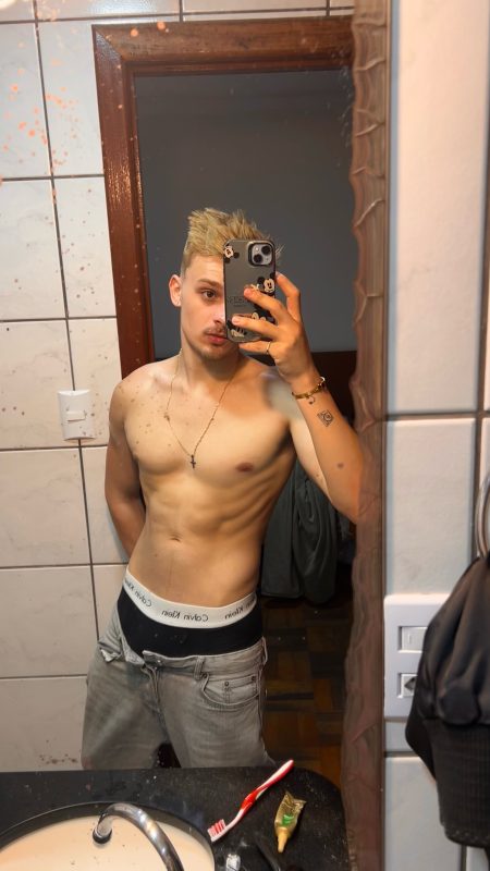 Hugo Mendez 22