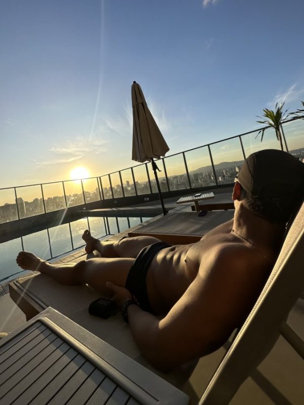 Noah Oliveira 24