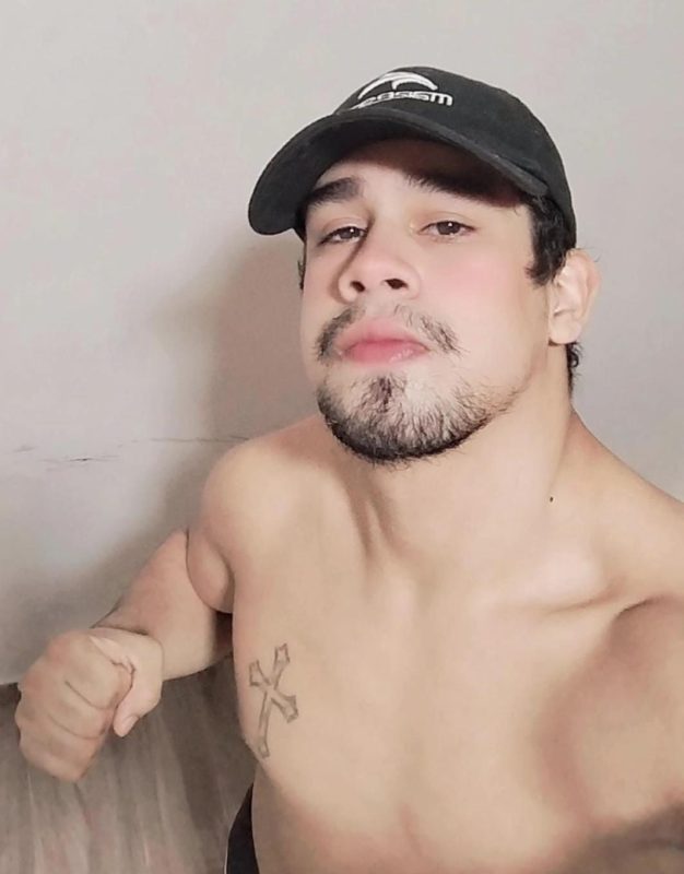 Ícaro Fernandes 16