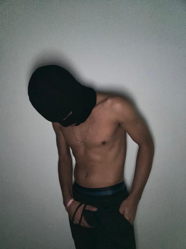Dom Ariel 19