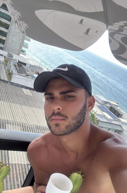 João Armani 5