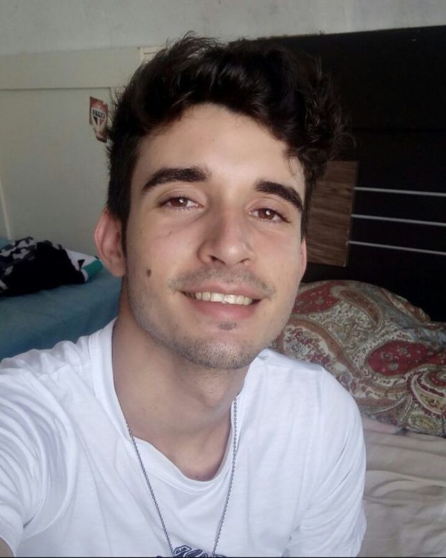 Bryan Massagista 11
