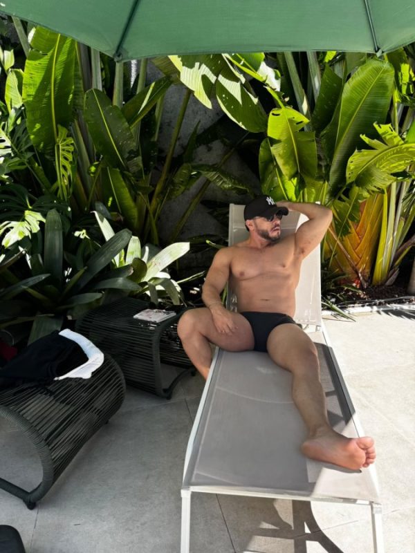 Allan Fetiches 40