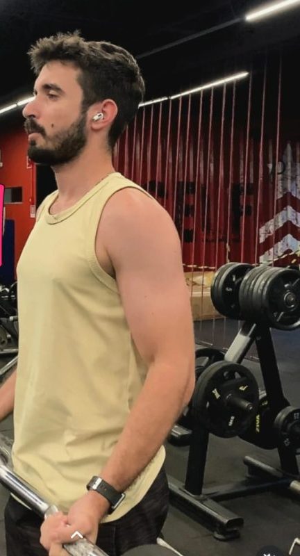 Bryan Massagista 8