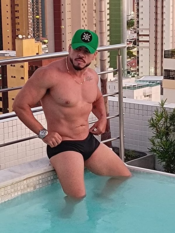 Allan Fetiches 28