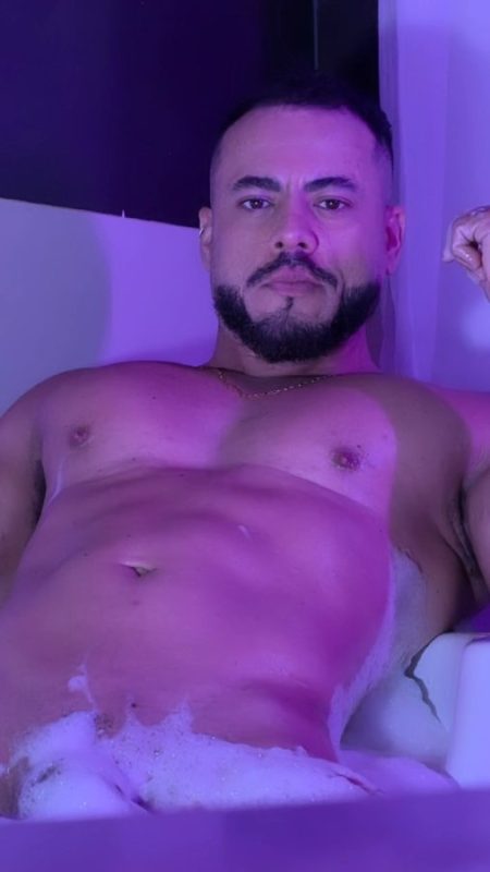 Allan Fetiches 10