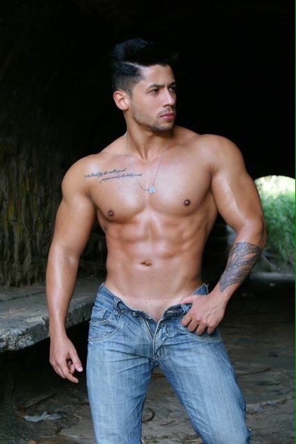 Bael Ferran 27