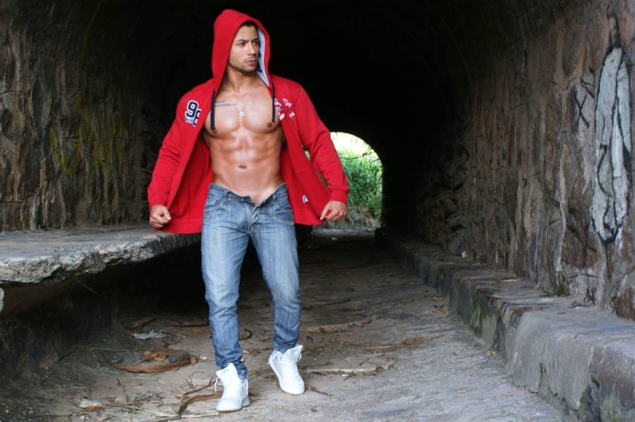 Bael Ferran 36