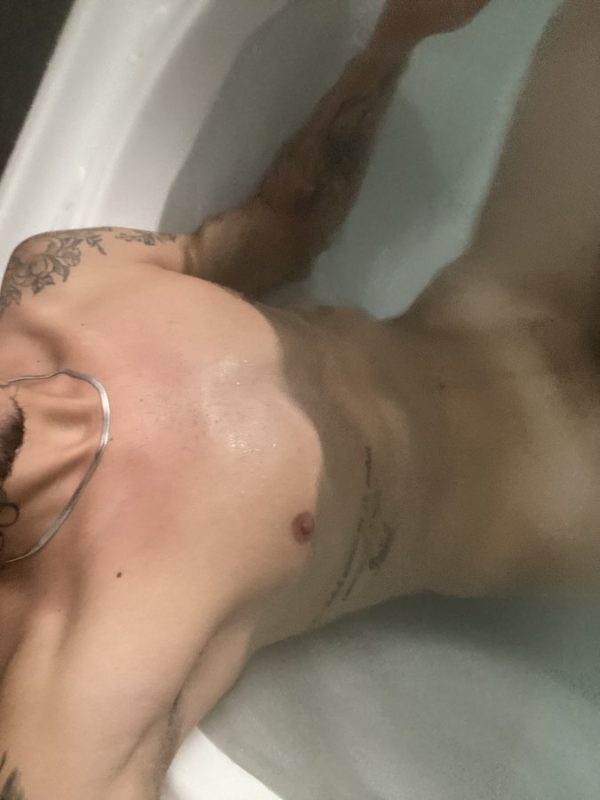 Gustavo Soares 16