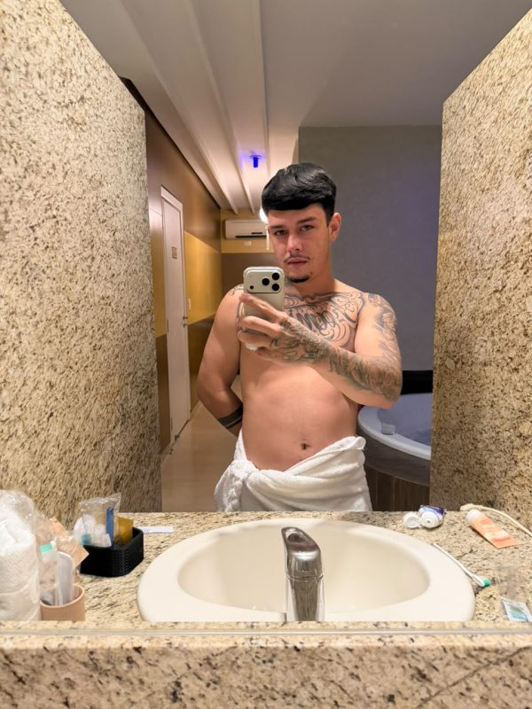 Noviinho Tatuado 3