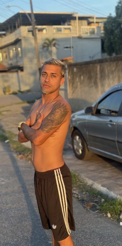 Menino Morango 1