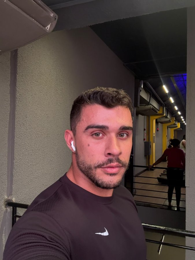 Guilherme Carioca 000001764574_kljl.jpg